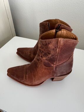 Tecovas Distressed Brown Leather Western Ankle Boots